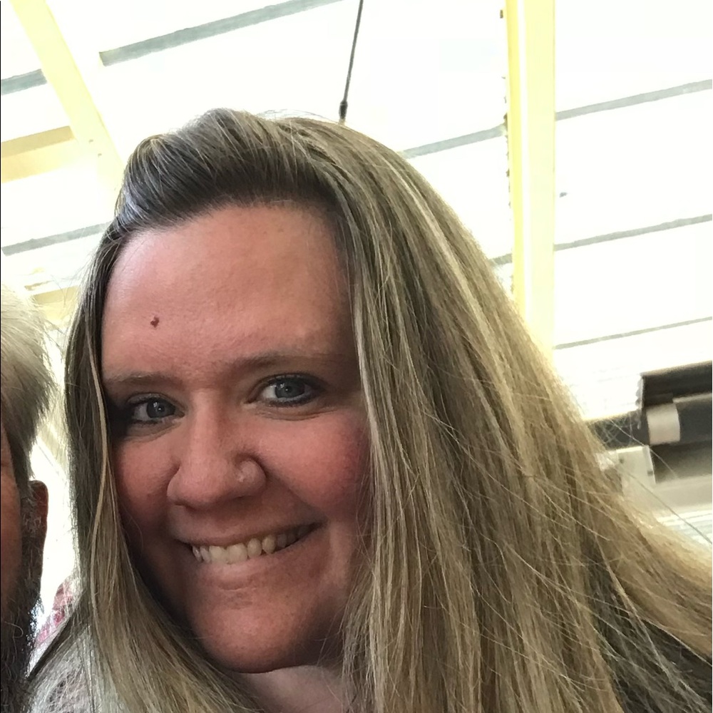 Meet your Posher, Jen